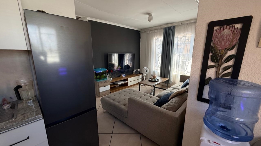 2 Bedroom Property for Sale in Mabopane Unit X North West